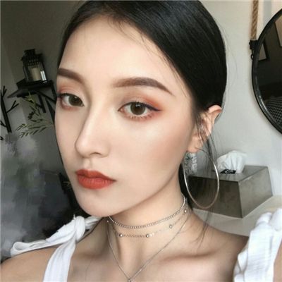 施晨桦